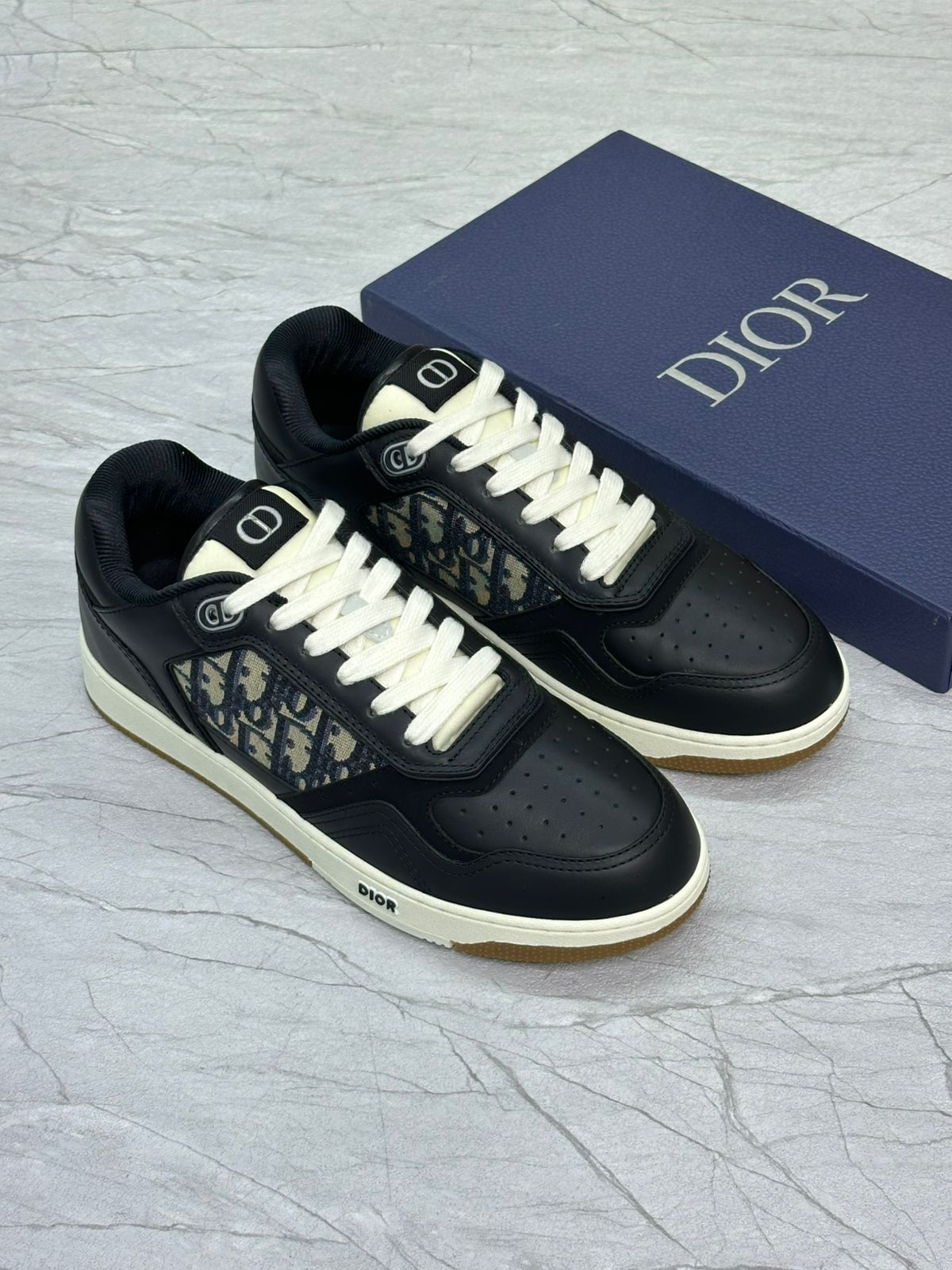 Dior B27 Uptown Low-Top Sneakers – Black Calfskin & Beige Dior Oblique (Style 3SN272ZIR_H965)
