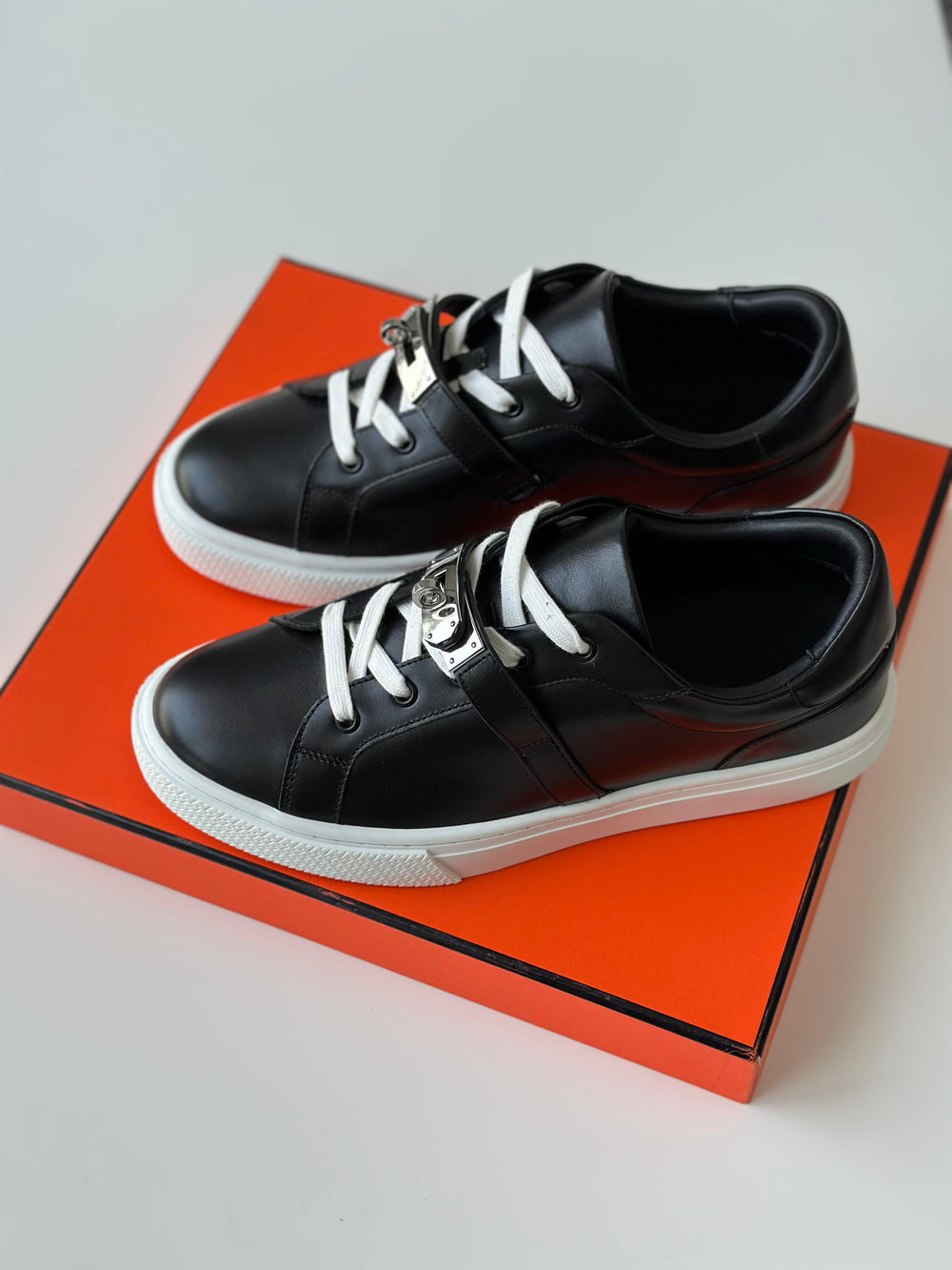 Hermès Day Sneaker – Black Calfskin with Palladium Kelly Buckle & Médor Studs (Men’s, Made in Italy)