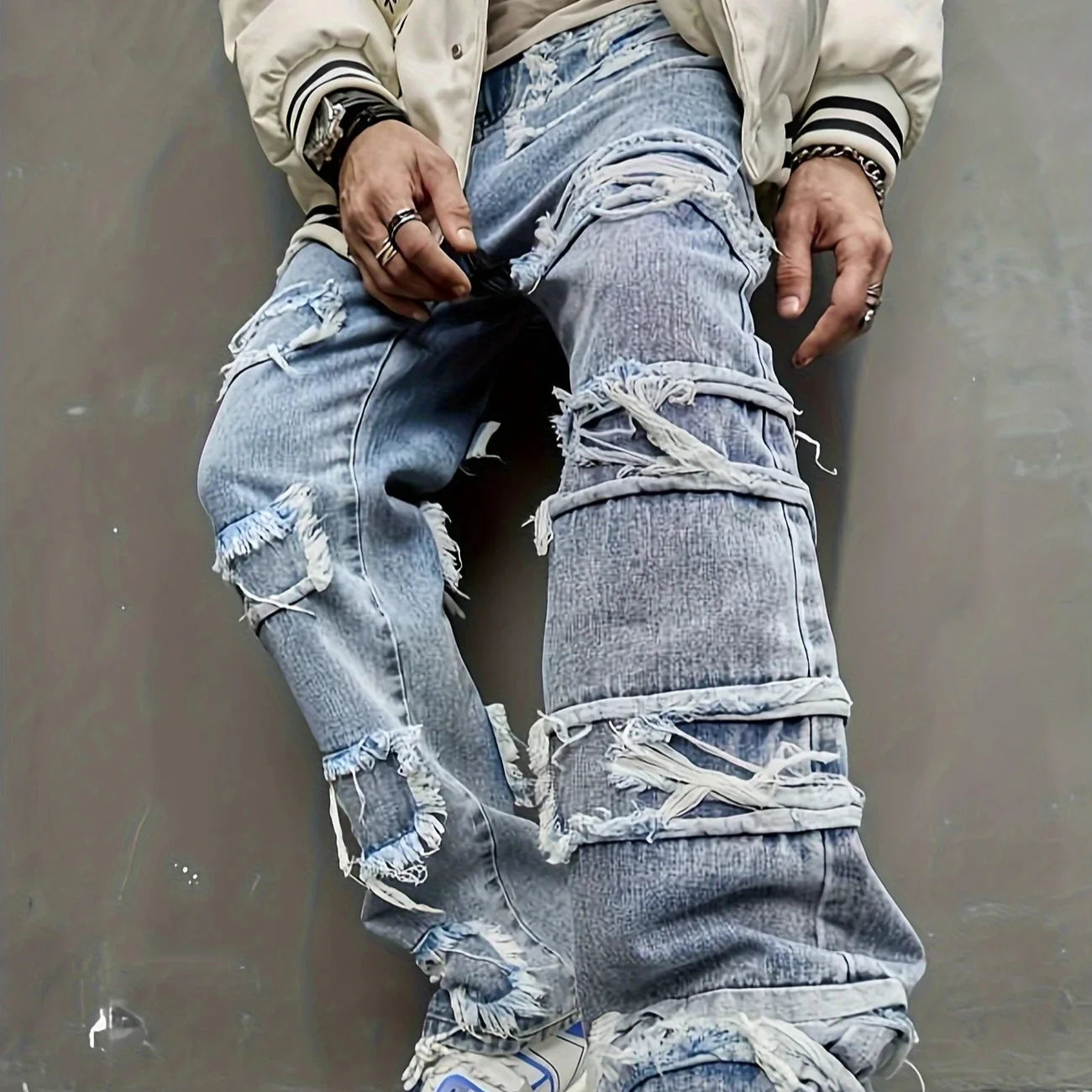 Luigi Distressed Jeans