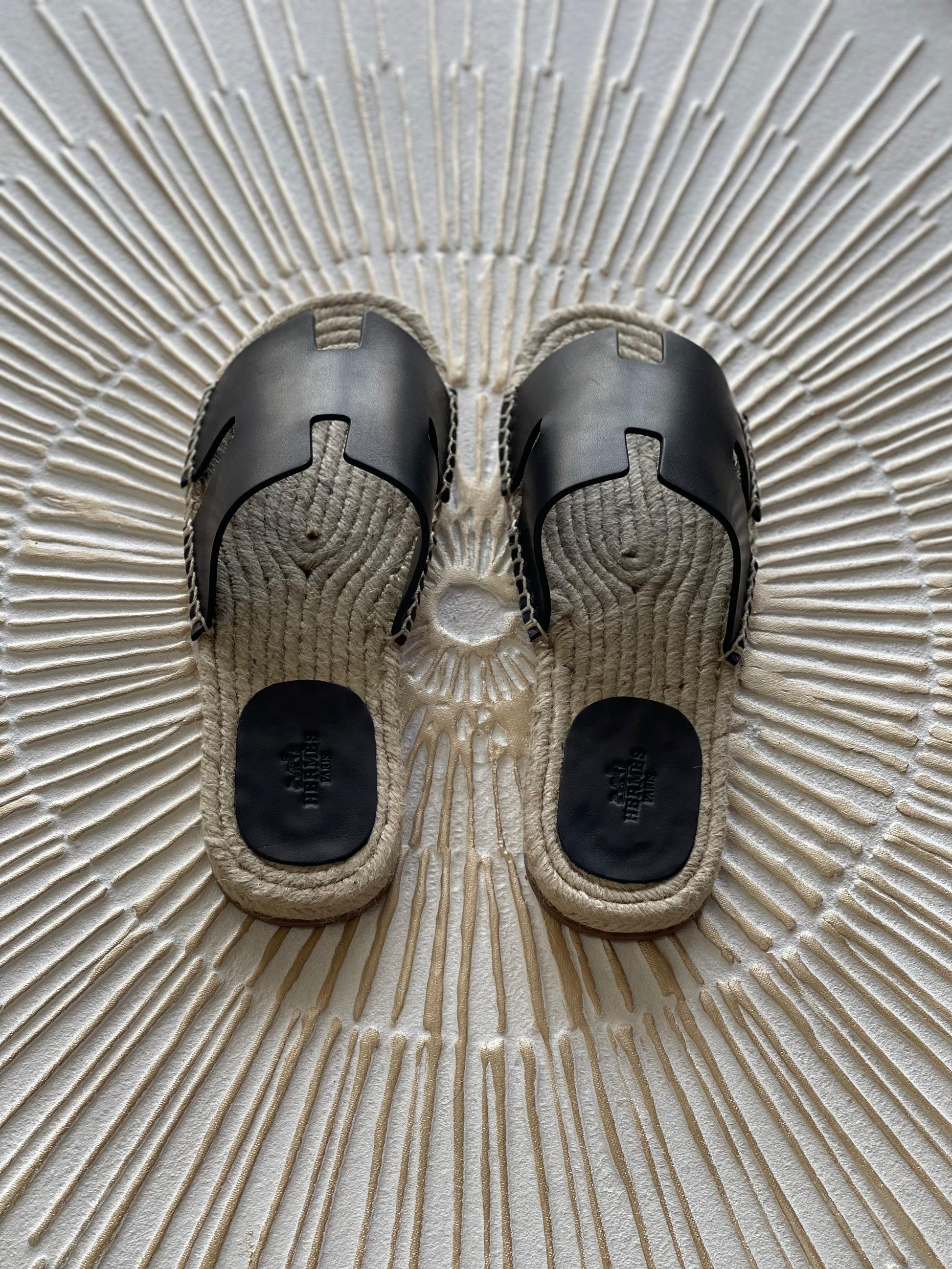 Hermès Antigua Espadrille in Black Leather – Men's Slip-On with Signature “H” Cut-Out