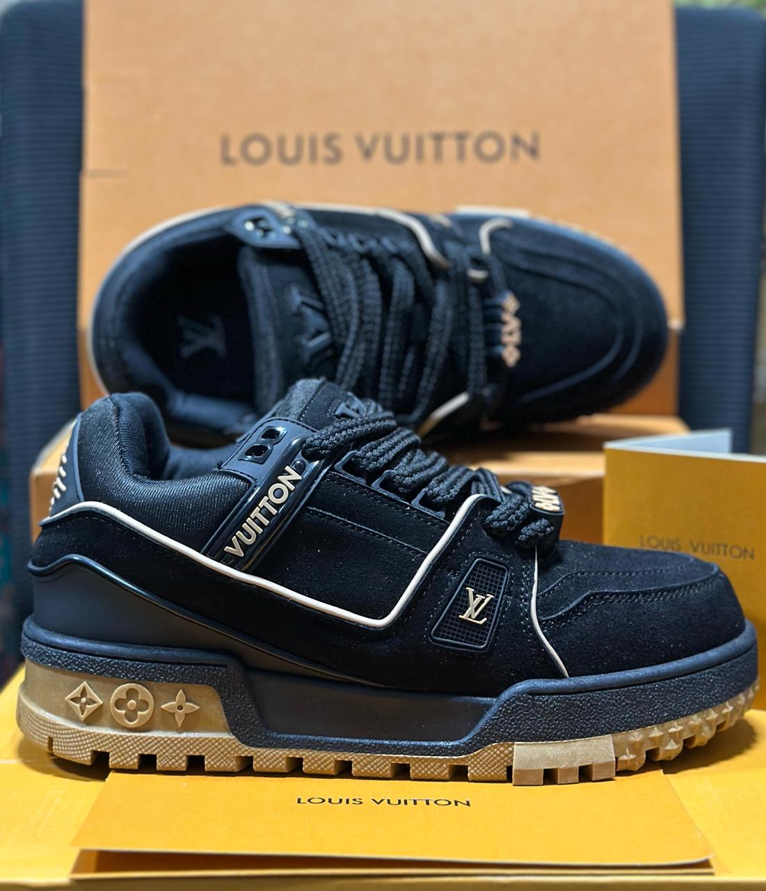 LOUIS VUITTON LV TRAINER MAXI BLACK