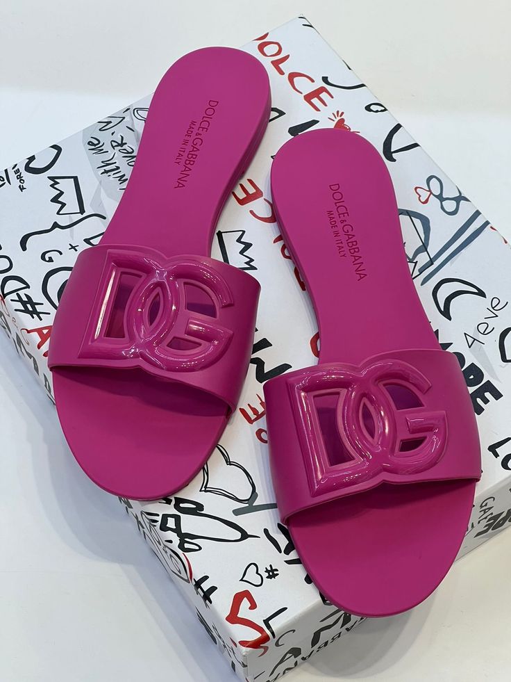 Dolce & Gabbana Slides
